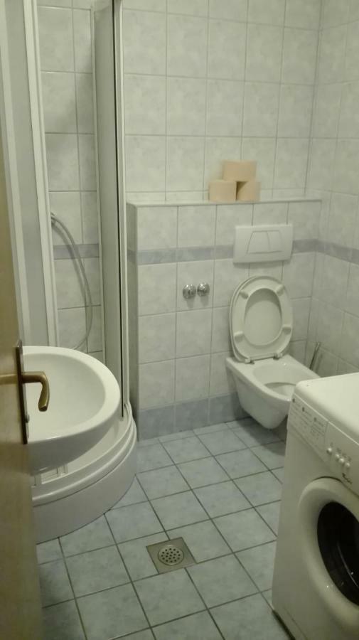 Apartmani "Radi" Baska Voda Exterior photo